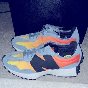 New without tags New Balance 327